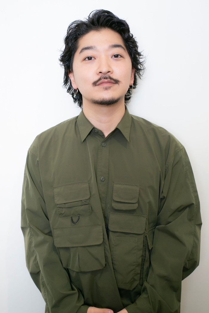 濱辺 郁人